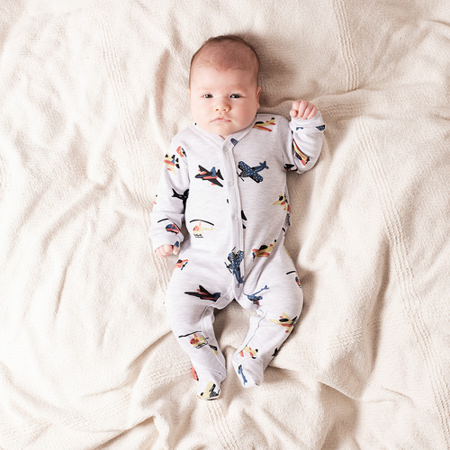 Nicol Willy 219031 – дитячий бавовняний комбінезон, сірий із літaками