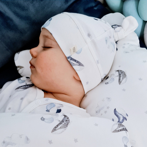 Шапочка Dreaming Whales з органічної бавовни Yosoy