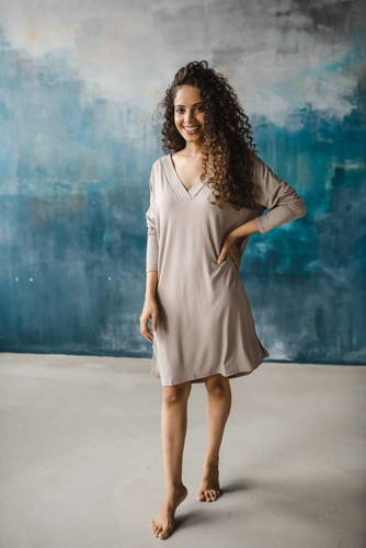 Бамбукова нічна сорочка для вагітних і годуючих жінок Moon Milk&Love, - беж