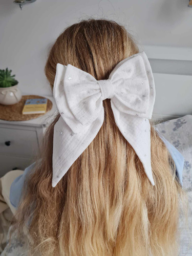 Мусліновий бант для волосся з автоматичною застібкою KMB16 Marija -білий