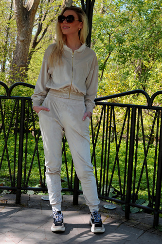 Жіночий спортивний костюм Goldenia Beige Merribel