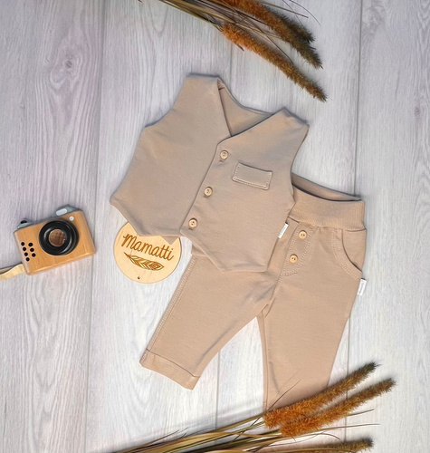 Елегантний комплект Mamatti KC012 – стильне рішення для особливих подій. Комфорт і сучасний вигляд.