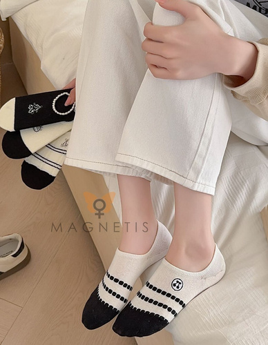 Жіночі балеринки CC-251109 Magnetis бавовняні — невидимі шкарпетки із силіконом