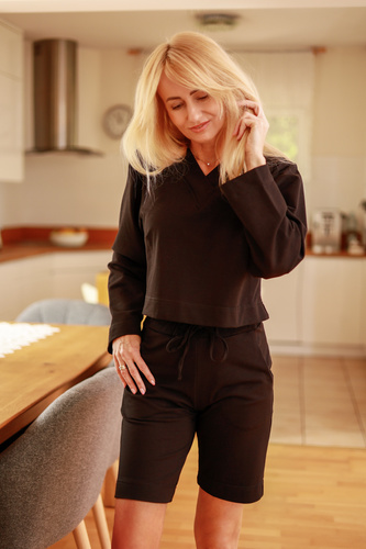 Жіночий комплект Diego Mirale — світшот + шорти — чорний