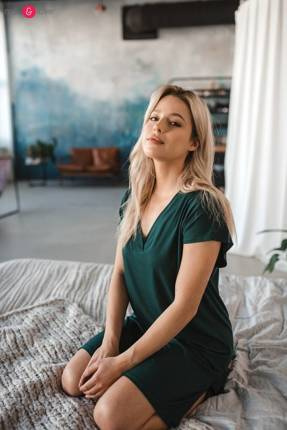 Бамбукова нічна сорочка для вагітних і годуючих Moon Milk&Love, - темно-зелений