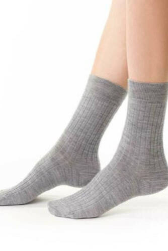 Шерстяні шкарпетки жіночі в рубчик ART.130 Natural Merino Wool Steven, 001 світло-сірий меланж - вовна мериноса