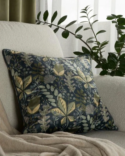 Декоративна велюрова наволочка Velvet 107 Eurofirany, - темно-синій