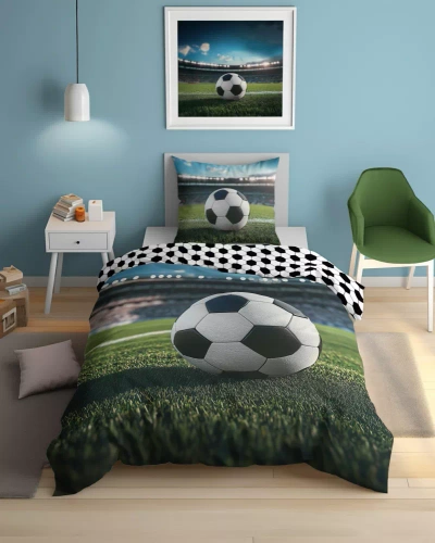 5546 A Fluo 95 Постільна білизна, що світиться у темряві — футбольний м'яч та стадіон, 100% бавовна