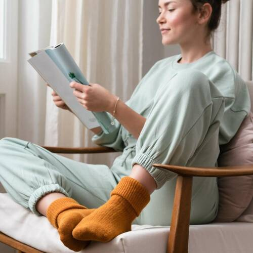 Жіночі шкарпетки з вовни альпаки Art.044 Alpaca Steven, - 003 жовтий