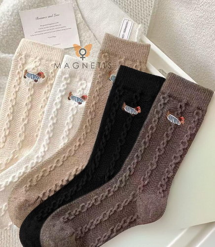 Magnetis CO5028 Jamnik – жіночі фантазійні шкарпетки