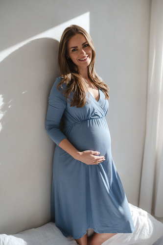 Бамбукова нічна сорочка для вагітних і годування Star Light – елегантна, дихаюча, ідеальна для пологового будинку