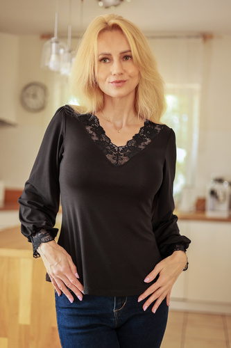 Mirale Harper жіноча блузка з віскози з мереживом, V-подібним вирізом та пишними рукавами – чорна