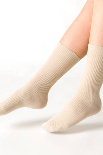Жіночі шкарпетки в рубчик Art. 062 Steven, - бежеві