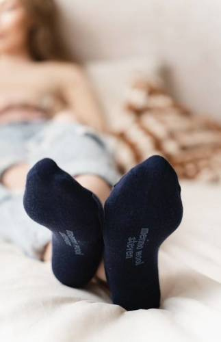 Короткі жіночі шкарпетки Natural Merino Wool ART.130  Steven, - темно-сині