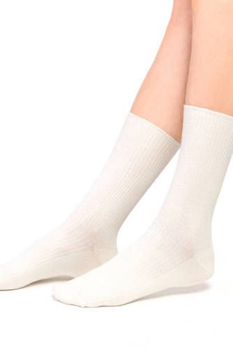 Жіночі шкарпетки в рубчик Art. 062 Steven, - екрю