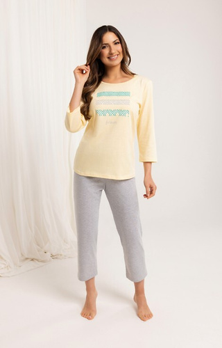 Жіноча піжама 709 бавовняна – футболка 3/4 з принтом, штани 3/4