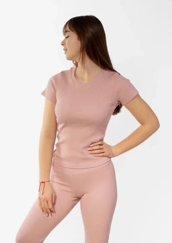 Футболка в рубчик Halima Dkaren - пудровий