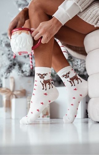 Жіночі святкові шкарпетки Milena 1283-030 – бавовняні, кольорові, з оленем
