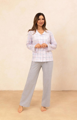 Жіноча піжама 727 Reginа, сірий – 100% бавовна, сорочка в клітинку на ґудзиках, штани