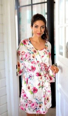 Шифоновий халат жіночий Rose Unikat - eкрю/квіти