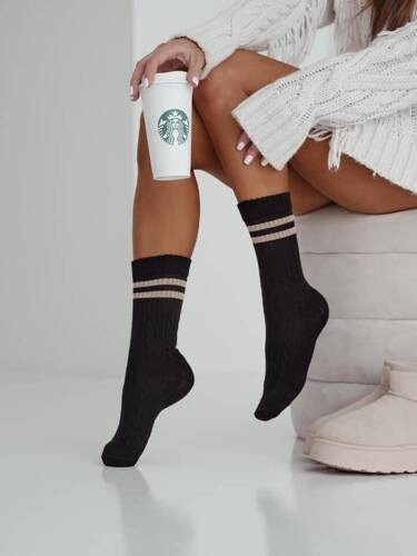 Жіночі шкарпетки 1542-001 Warkocz Milena, -  чорний, узор "коса", бавовна